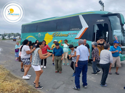 Servicio transporte de turismo Ecuador