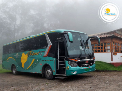 Transporte de Turismo Santo Domingo de los Ts&aacute;chilas