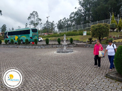 Alquiler bus tur&iacute;stico Ecuador