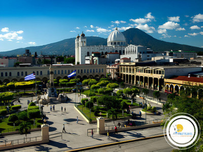 Tour a el Salvador desde Ecuador